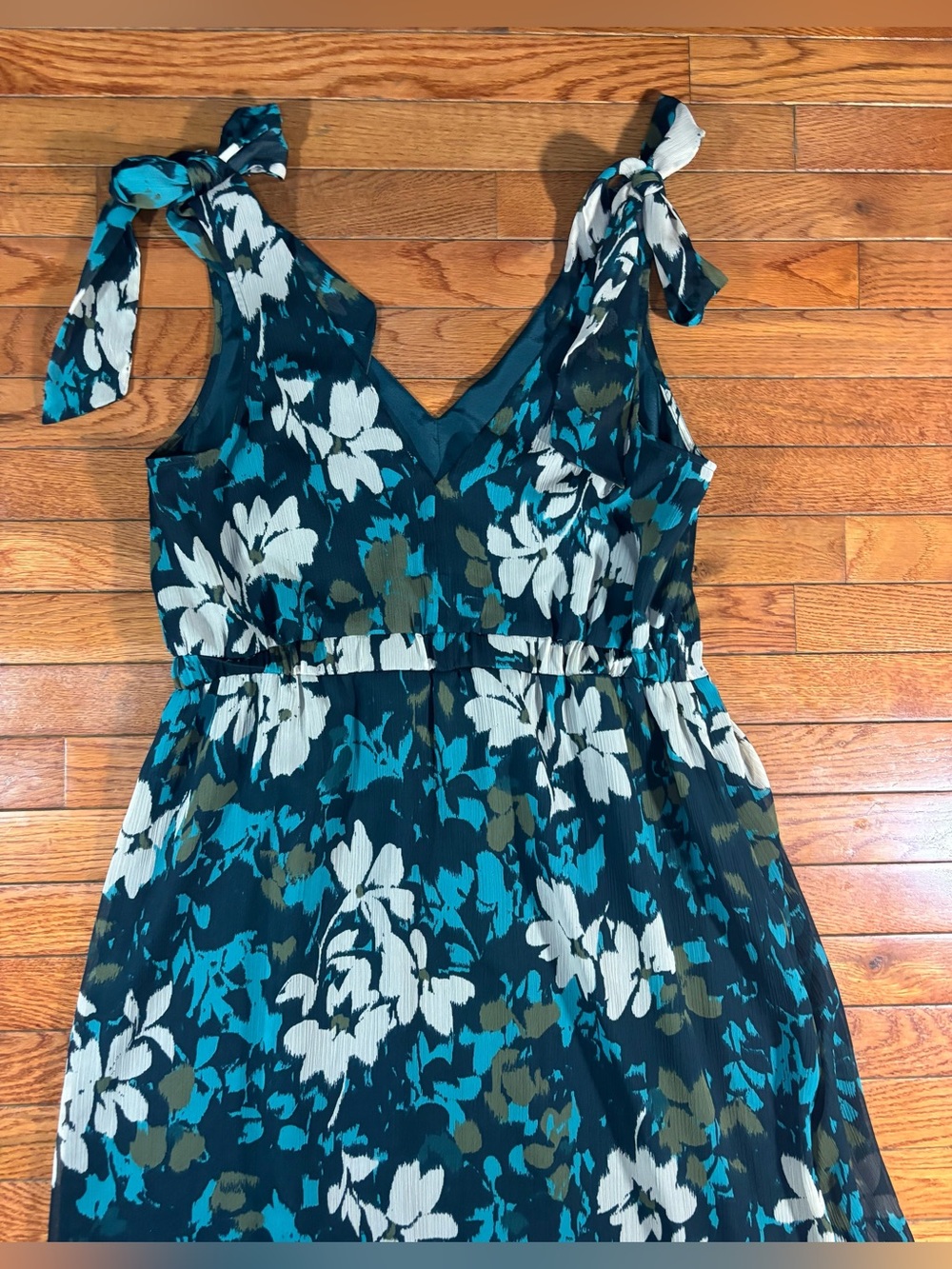 Loft Maxi Dress Floral Romantic Feminine Green Womens Size 12 Flowy - Picture 16 of 16